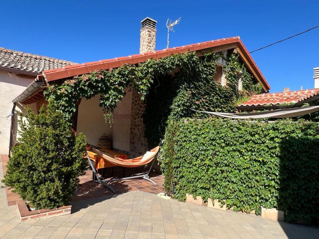 Casa Rural "Hazanas" Adanero Exteriör bild