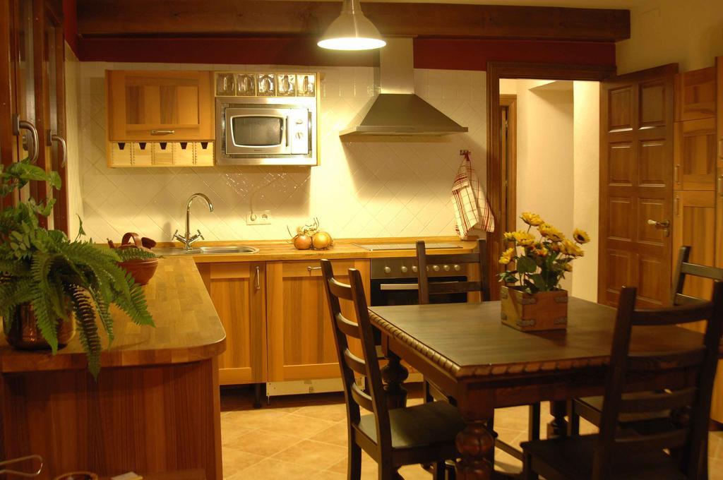Casa Rural "Hazanas" Adanero Rum bild