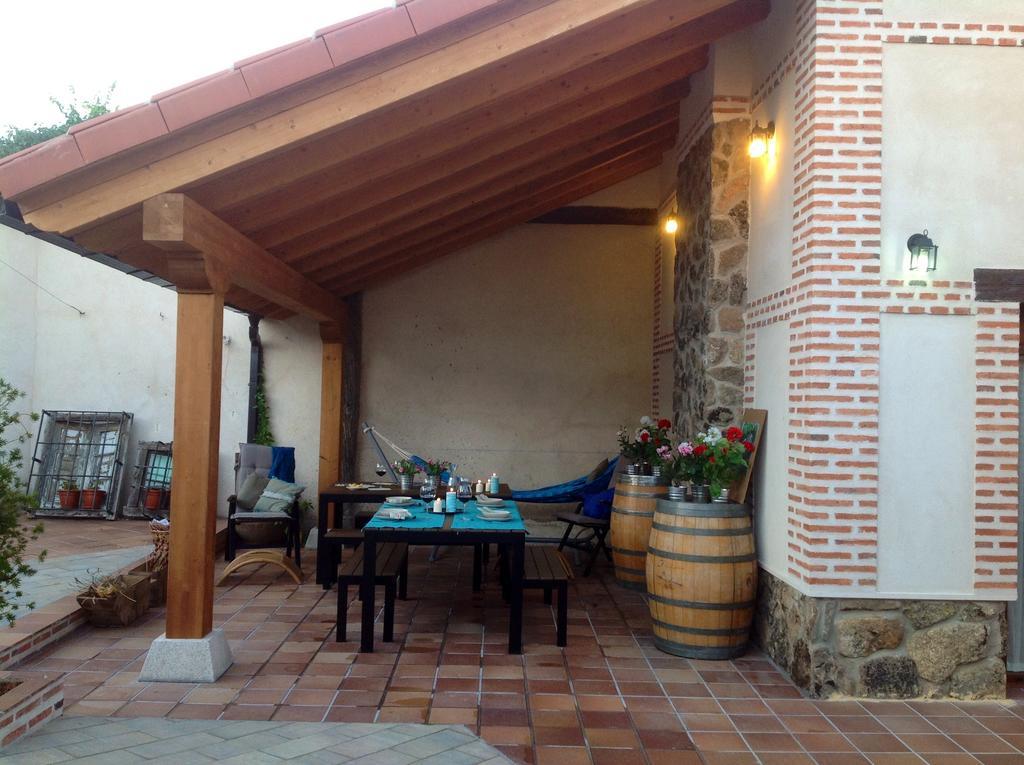 Casa Rural "Hazanas" Adanero Exteriör bild