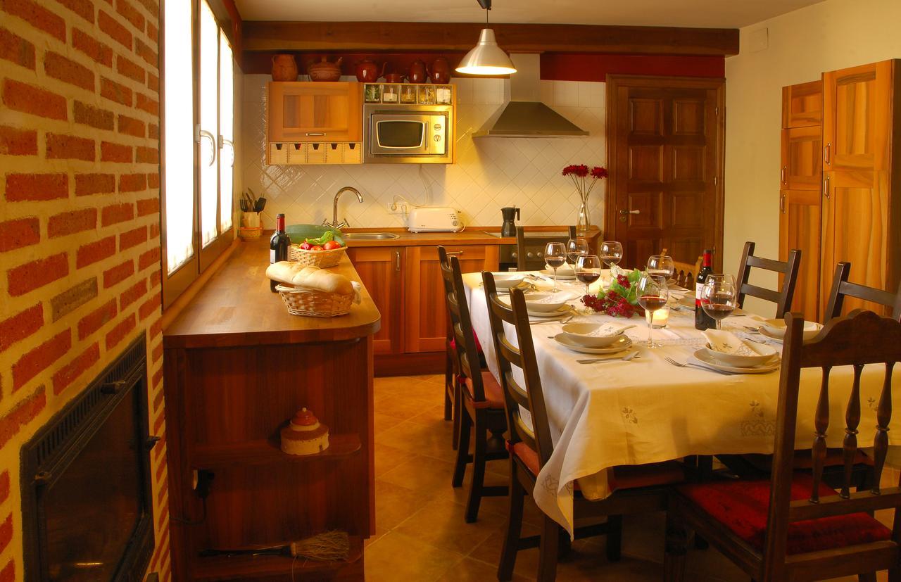 Casa Rural "Hazanas" Adanero Exteriör bild